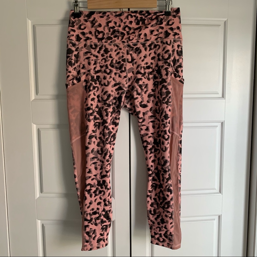 Fabletics Pink leopard powerhold leggings